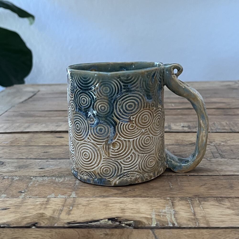 Studio Art Pottery Mug 4" Textured Spiral and Glaze Drip Design Signed